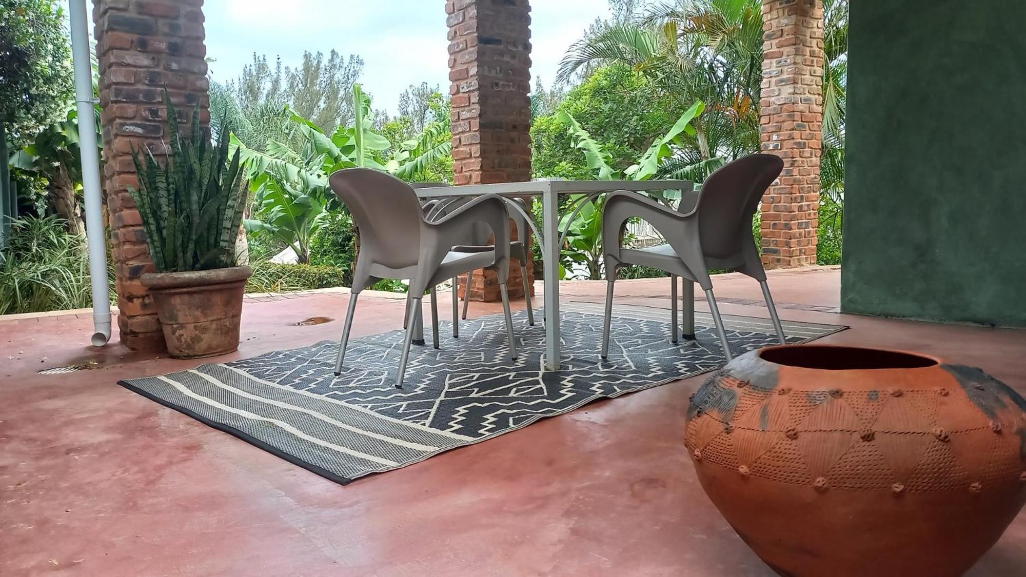 Apartment Coral Tree At Roc Guesthouse, Salt Rock Ballito, Solar Power *